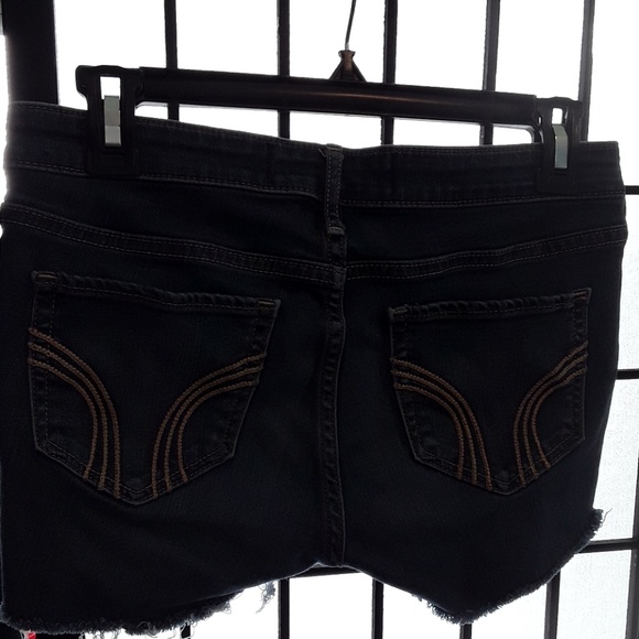Hollister jean shorts 7R - Picture 3 of 3
